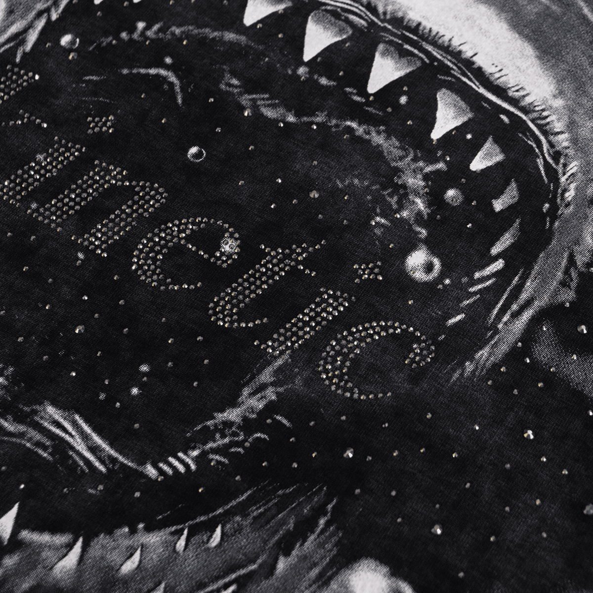 VINTAGE SHARK SHIRT