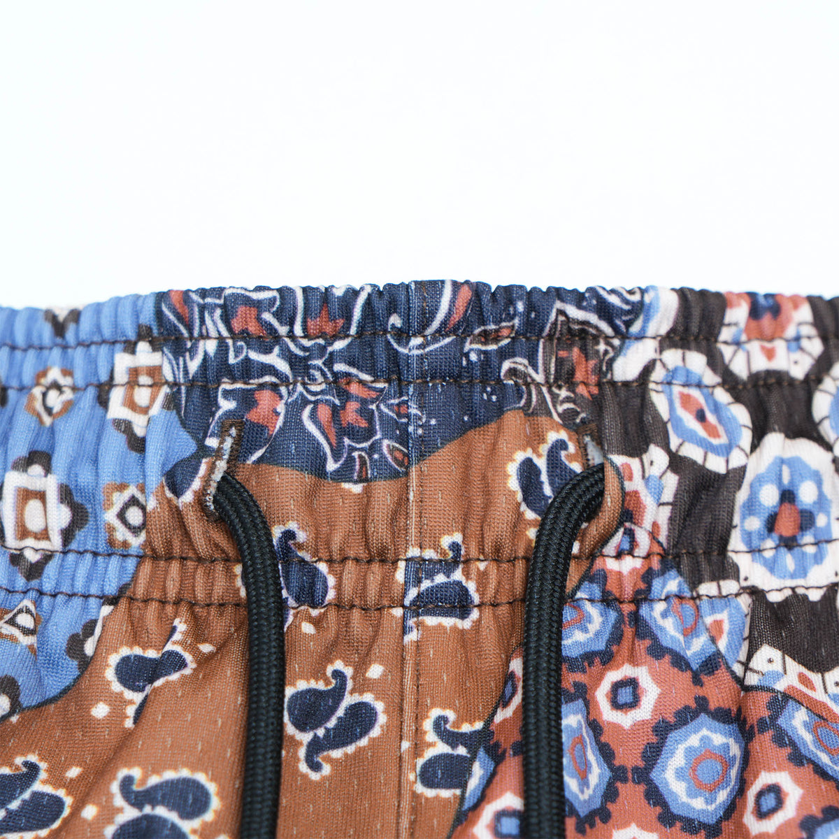 Brown Tone Paisley Fundamental Short